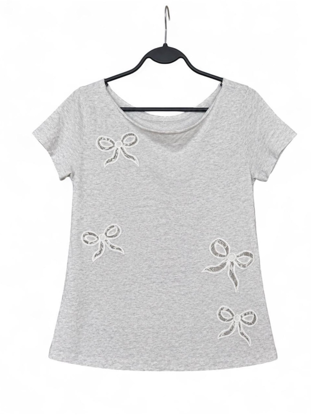 Aéropostale Seriously Soft Gray Lace Bow Appliqué T-Shirt Size Small